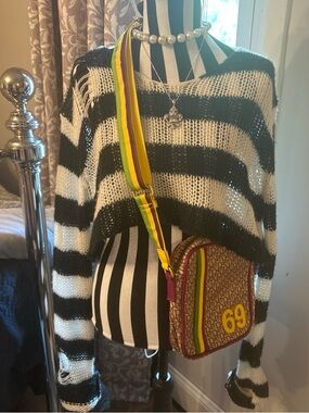 Y2K Dolls Kill Striped Black & White Cropped decayed Women's Sweater S/M